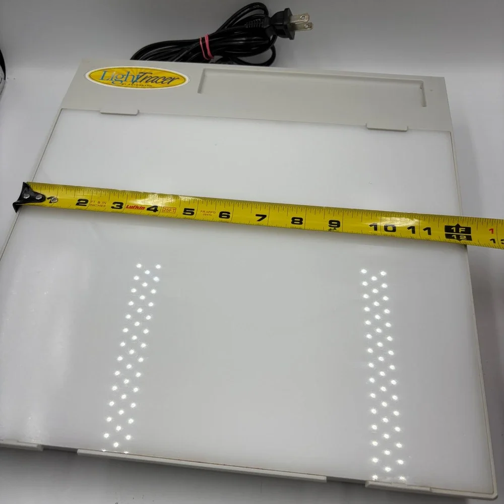 Artograph LightTracer Light Box 225-365 Artist Tracing Table White Good Portable